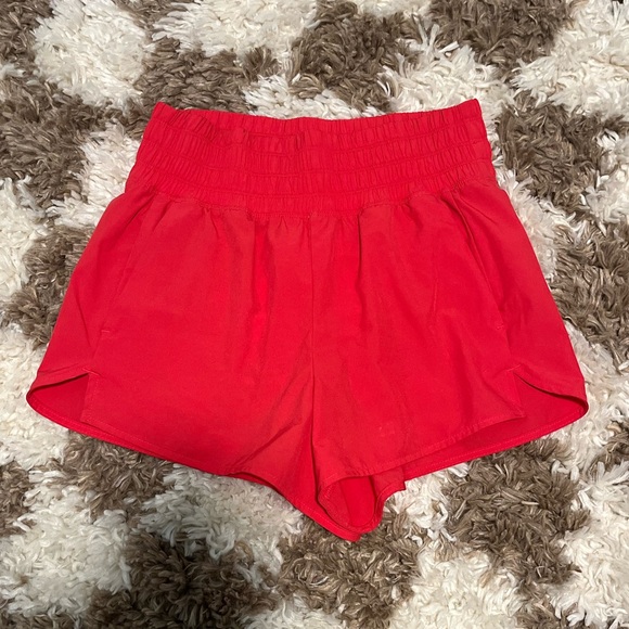 Old Navy High Rise Quick Dry Active Shorts - Picture 1 of 3